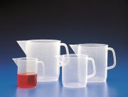 Mérőpohár füllel, PP, alacsony, 3.000 ml, domború beosztással