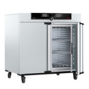 IN 450 plus incubator, with an interior space of 449 liters,