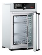 IN 75 incubator, with 74 liter interior space,