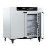 IF 450 plus incubator with 449 liter interior space